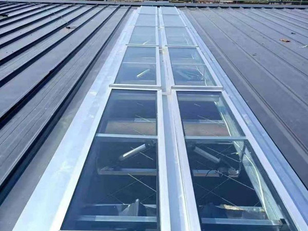 一字型電動排煙天窗